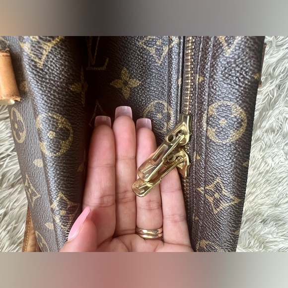 Louis Vuitton Monogram Luggage-Sirius 50 Vintage EUC - Picture 12 of 17